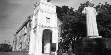 Malam Panjang di Semenanjung