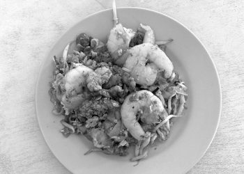 Pada Sebuah Piring Kwetiau di Penang